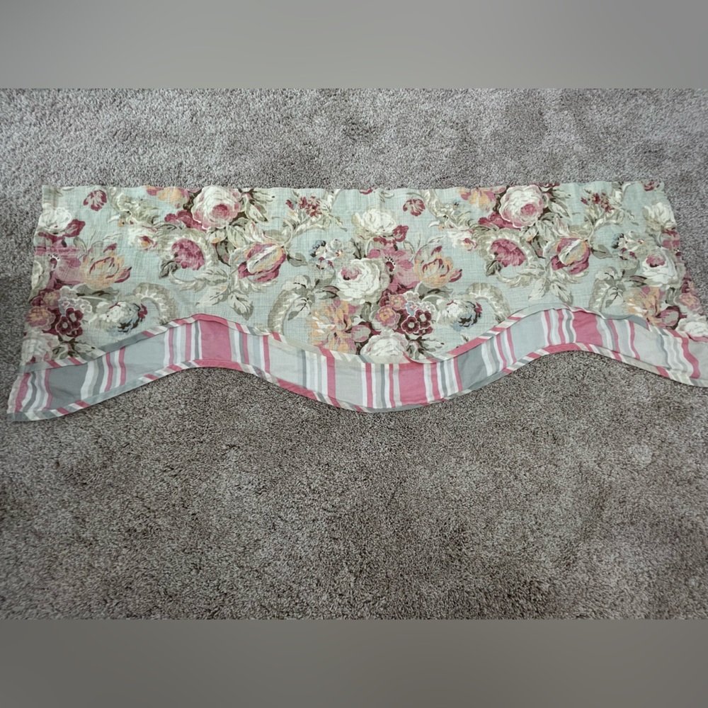 Waverly Flower Pattern Window Valances - Picture 3 of 4